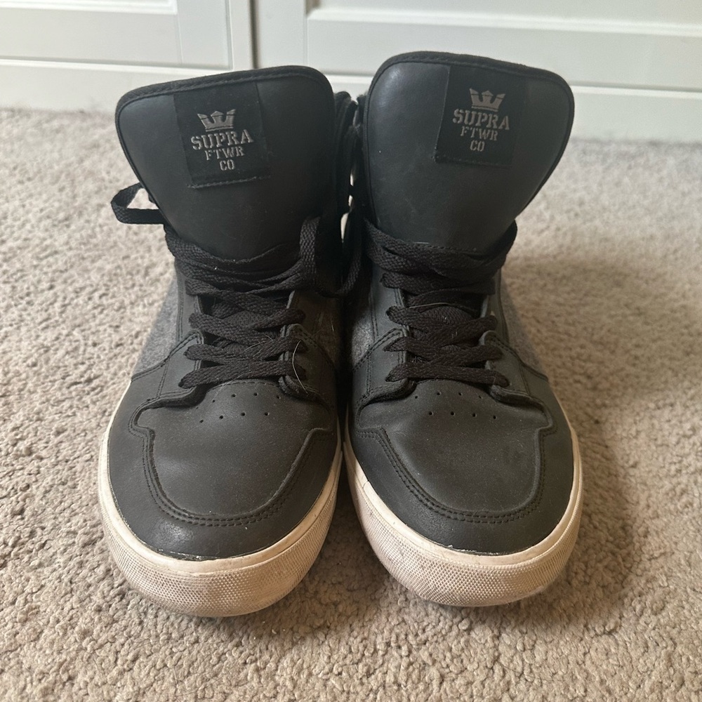 Men’s Supra High Top Shoes